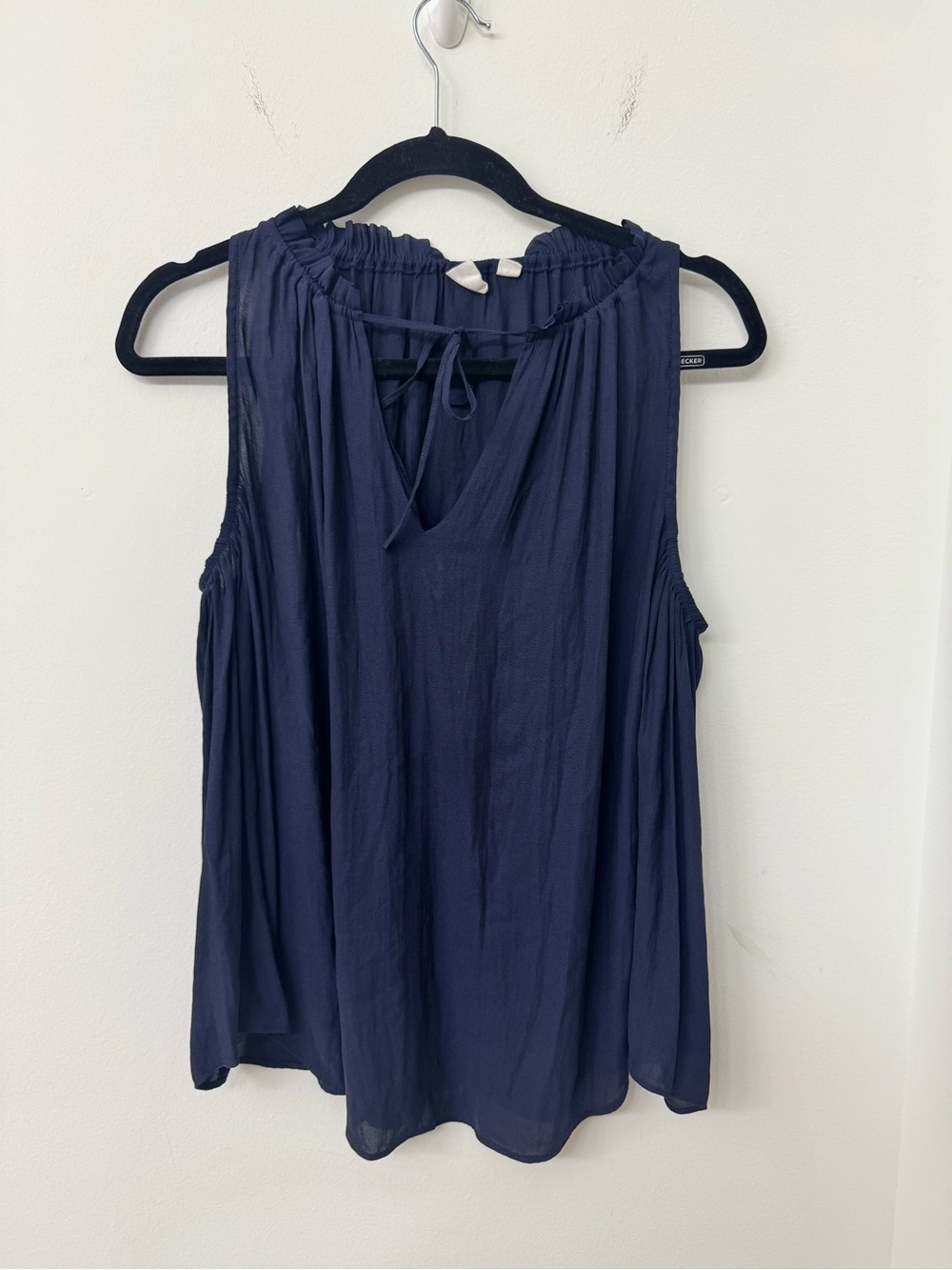 GAP Sleeveless Tie-Neck Blouse